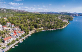 5 Bedroom Amazing Home In Zaton